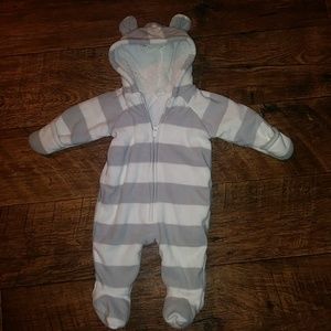 Old Navy 0-3 month bunting/snowsuit